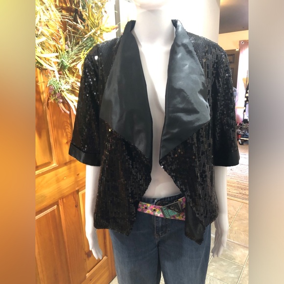 Black Sequin Draped Open-Front Jacket
Vintage, EUC
Jessica (Sears)
Size 18 - Picture 5 of 8